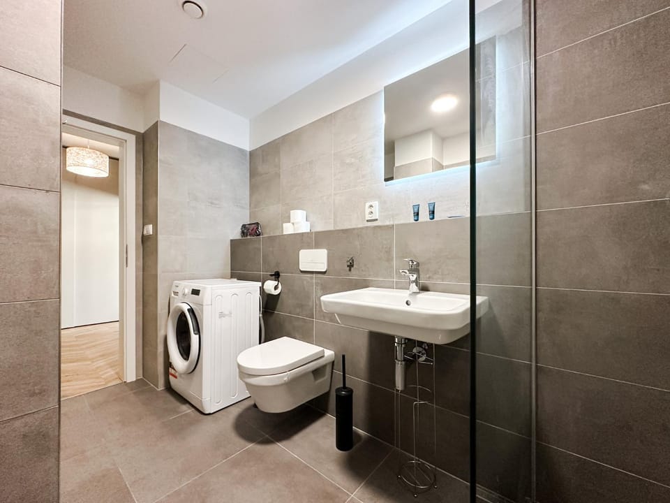 Shower, Toilet, Bathroom