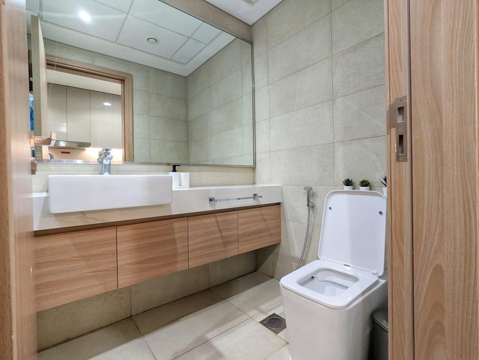 Fully Furnished Modern Studio Apartment Nearby Meydan Racecourse Apartment in Dubai