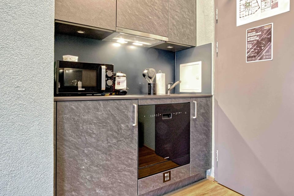 Coffee/tea facilities, Kitchen or kitchenette