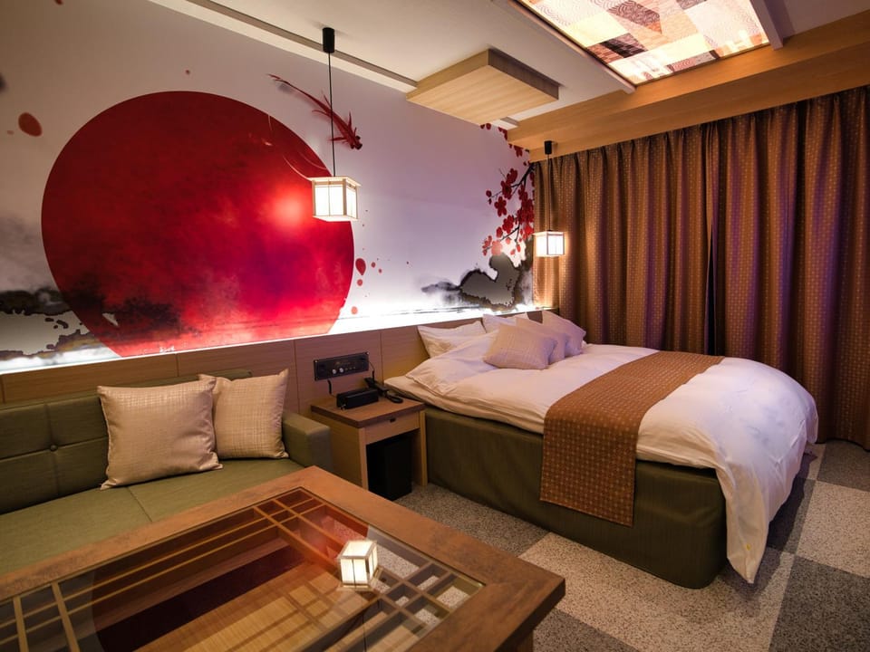 HOTEL The KAISER -全室人工ラドン温泉- Love hotel in Aichi Prefecture