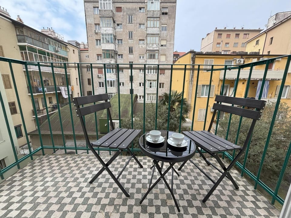 Balcony/Terrace, Balcony/Terrace