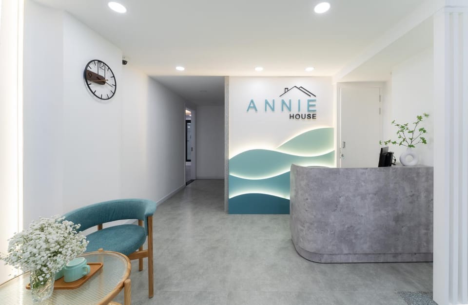Property building, Lobby or reception