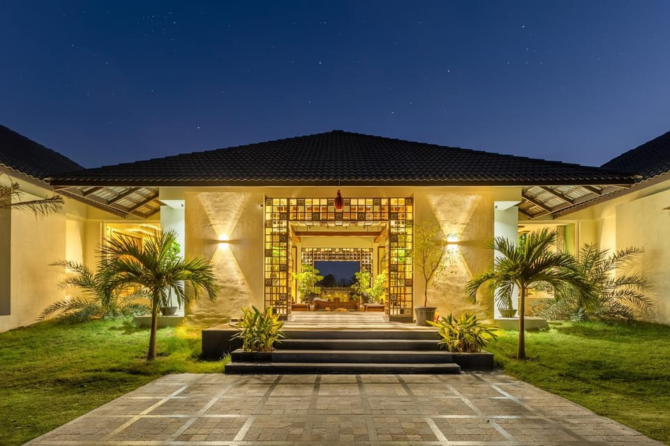 Property building, Night