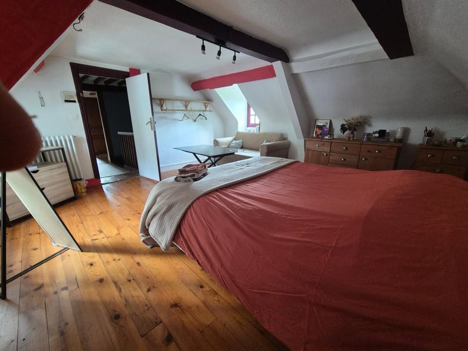 Maison proche de la gare Vacation rental in Lisieux