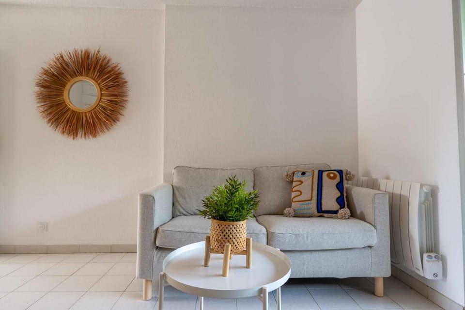 Mazet 6 a 7 pers Piscine Tahiti Park Villa in Le Lavandou