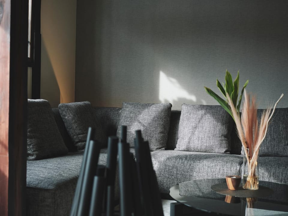 Living room, Seating area