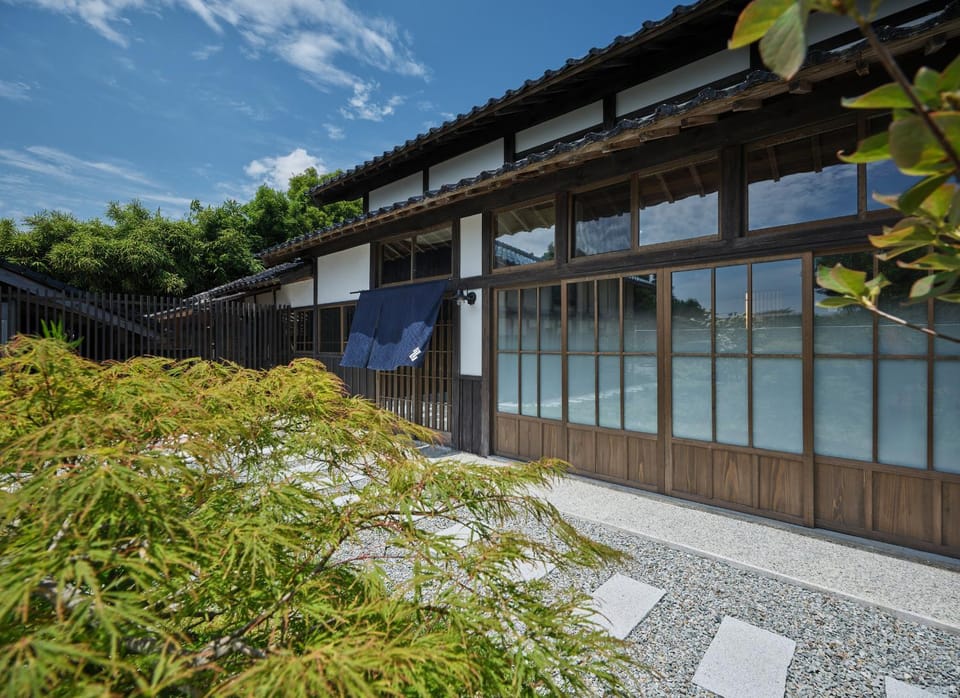 Property building, Spring, Day, Garden, Garden view