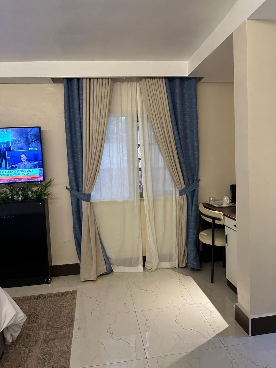 Photo of the whole room
