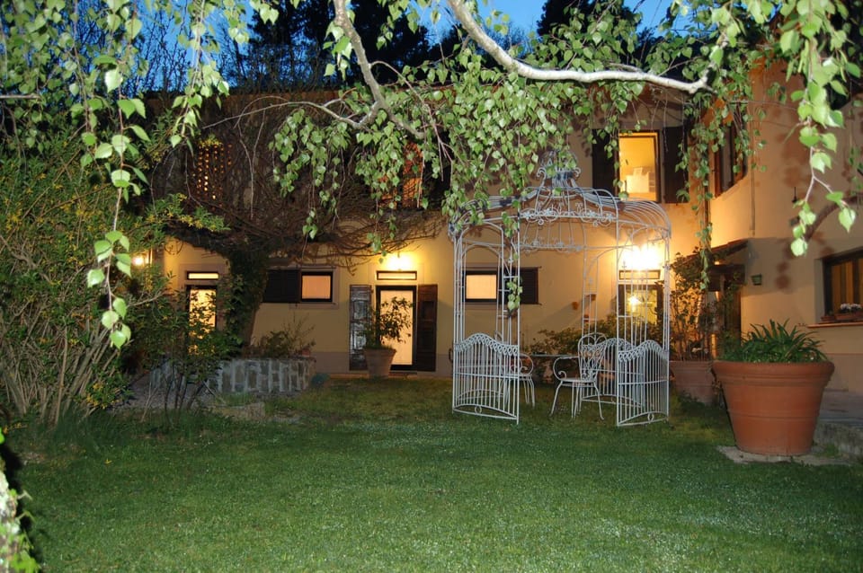 Property building, Night