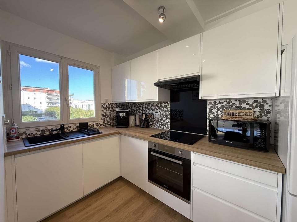 T3- Rénové- Clim- Plages- Commerces Apartment in Le Lavandou