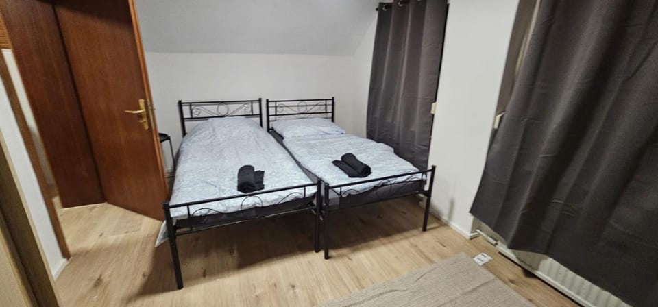 Meine Unterkunft mit Garten Apartment in Bergisch Gladbach