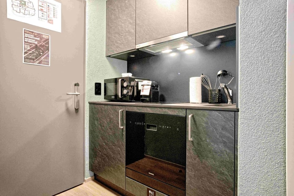 Coffee/tea facilities, Kitchen or kitchenette