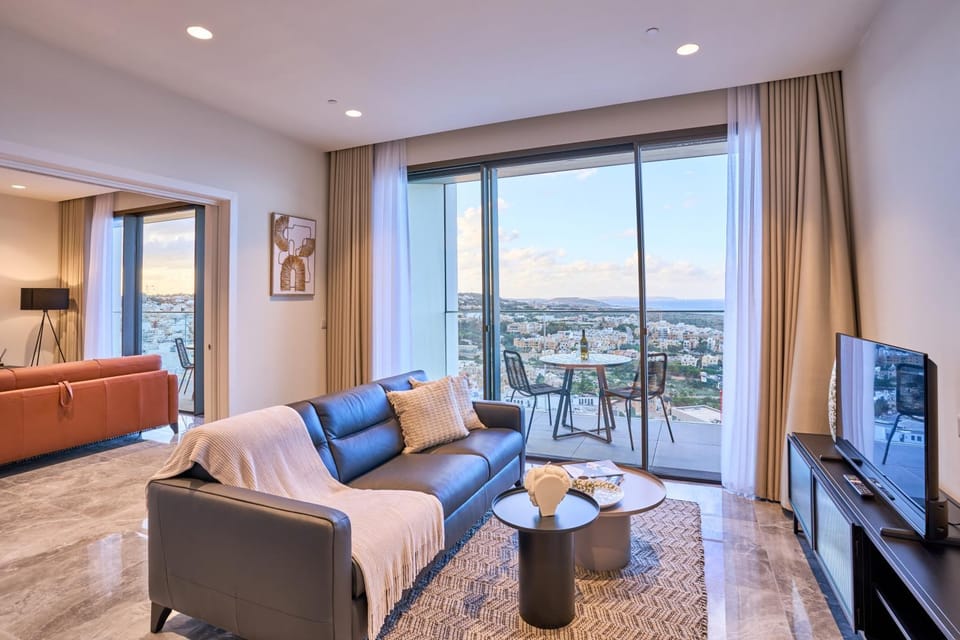 TV and multimedia, View (from property/room), Balcony/Terrace, Living room, Seating area