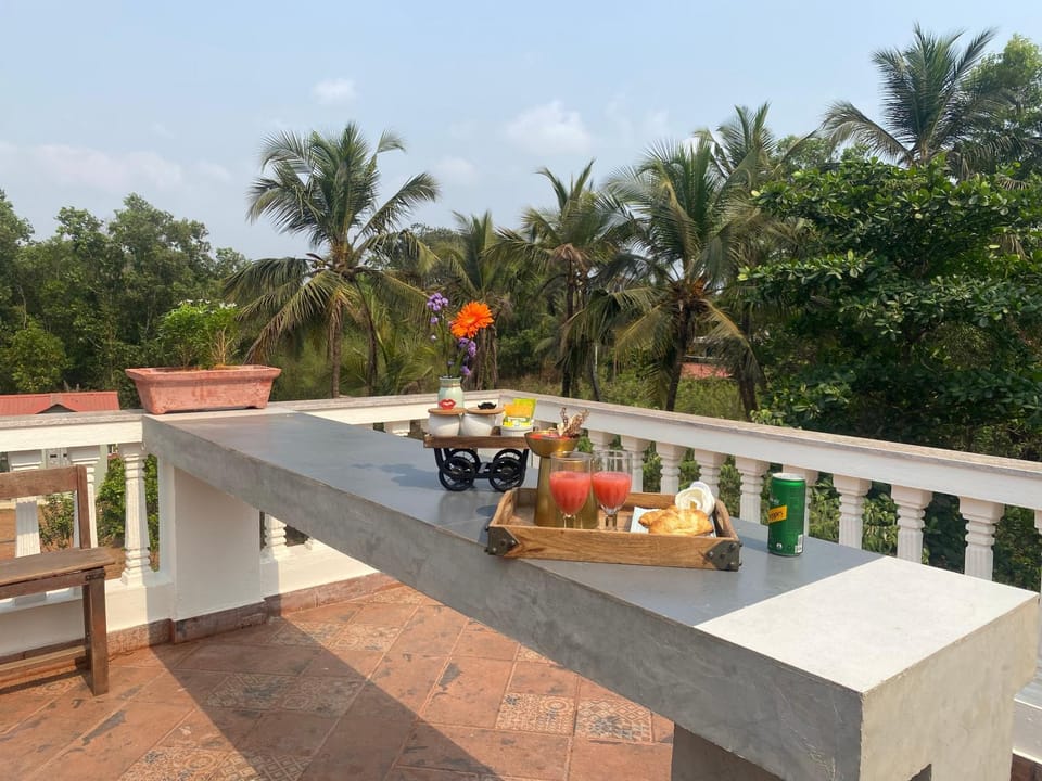 View (from property/room), Balcony/Terrace
