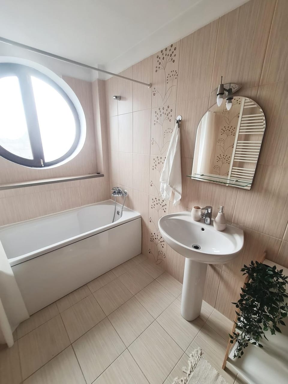 Shower, Bath