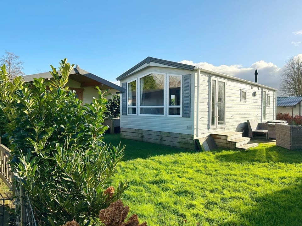 Property building, Garden, Garden, Garden view