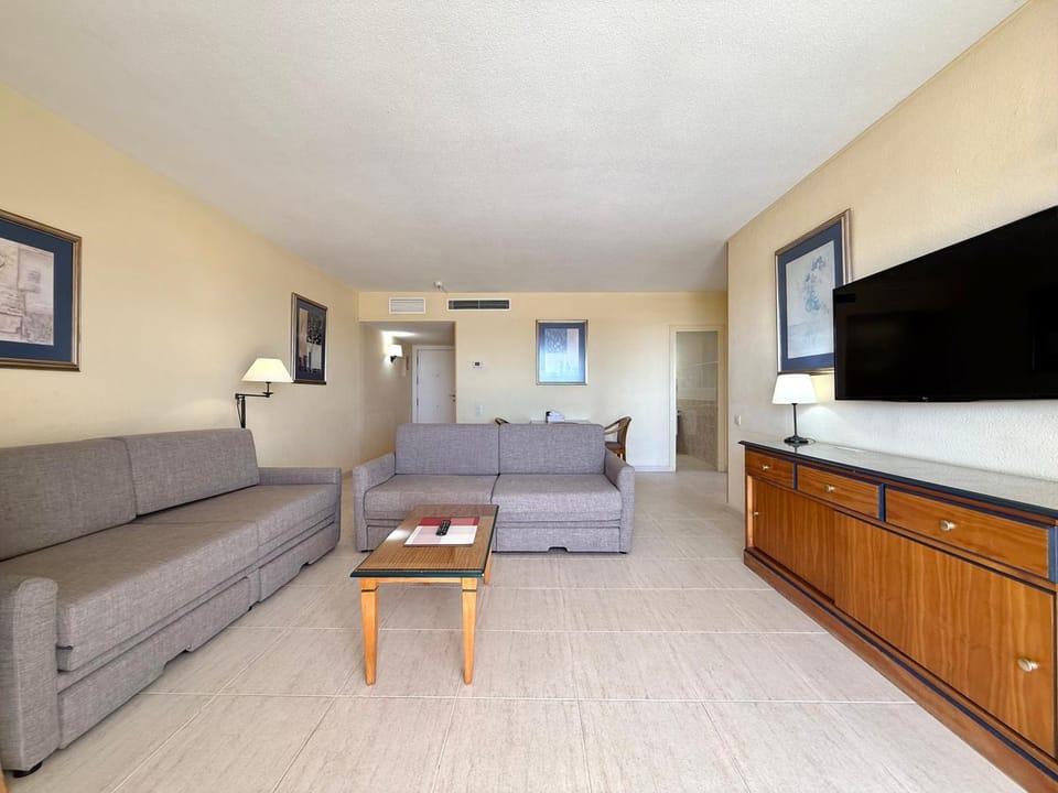 TV and multimedia, Living room