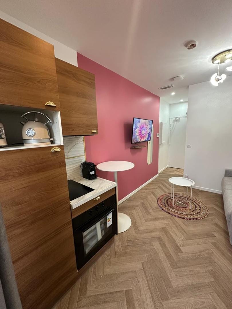 MOON - 33 Apartment in Nice