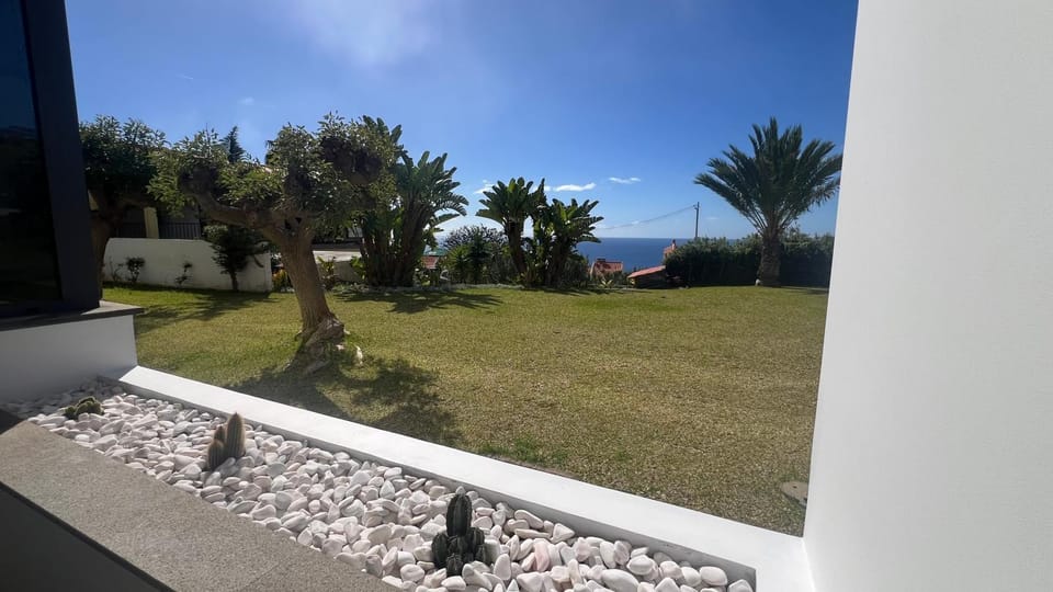 Paradisus guest house Apartment in Caniço
