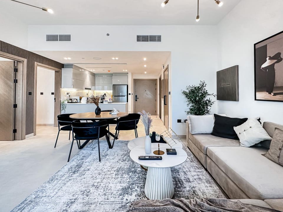 Skyline Oasis - Business Bay with Burj Khalifa Vie Apartment in Dubai