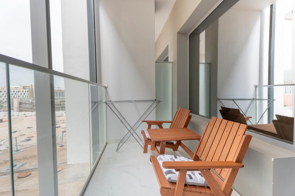 Stunning Oasis 1 Studio Masdar City Apartment in Abu Dhabi