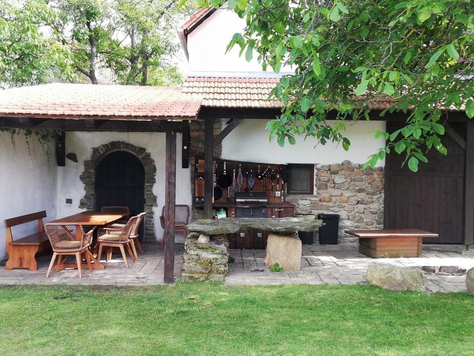 BBQ facilities, Garden view
