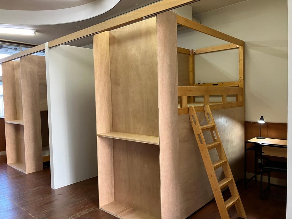 bunk bed