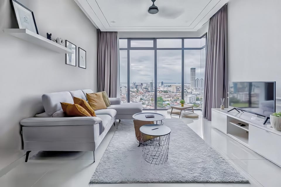 TV and multimedia, Living room, Seating area, City view