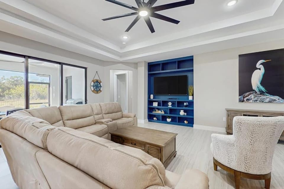 Sunny Pines Retreat House in Rotonda Lakes