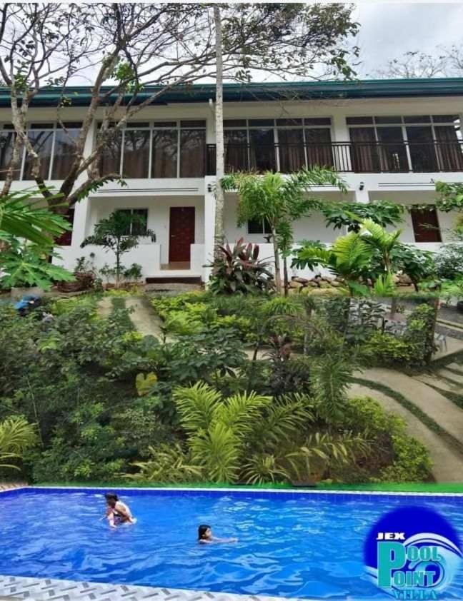 Property building, Garden, Garden view, Swimming pool