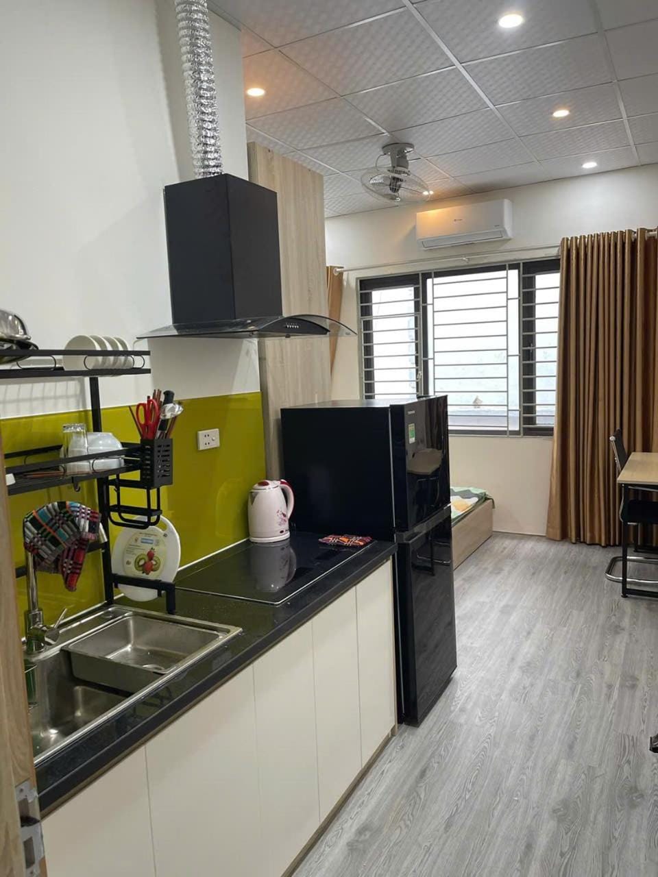 Kitchen or kitchenette, stove