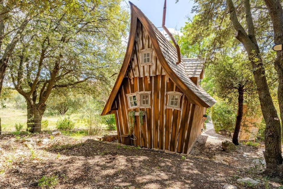 La Cabane Féerique Le Clos des Perles Chalet in Salernes