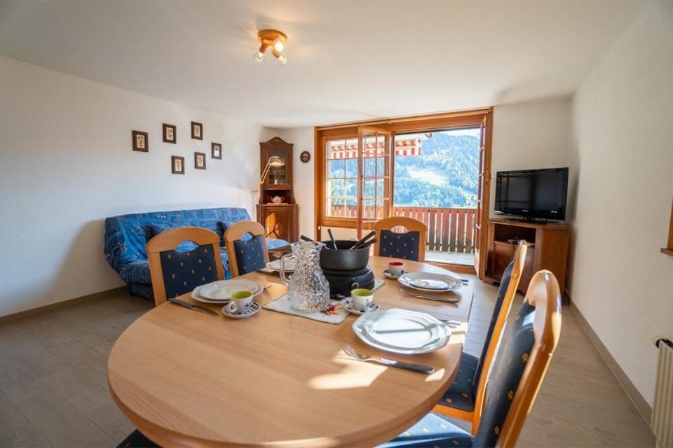 Memoret C27 à Gryon, proche de toutes les commodités Apartment in Ollon