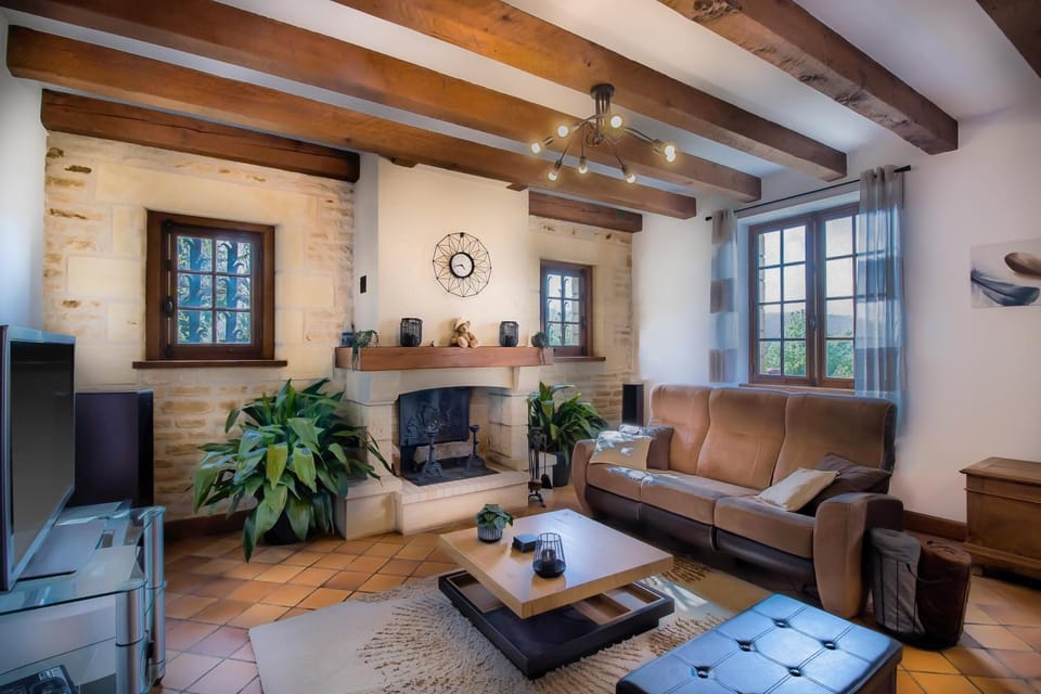 Property building, Living room