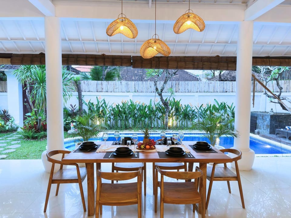 A strategic 2 bedroom villa in seminyak Villa in North Kuta