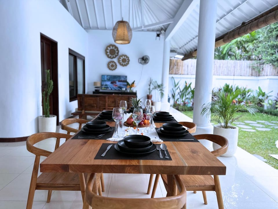 A strategic 2 bedroom villa in seminyak Villa in North Kuta
