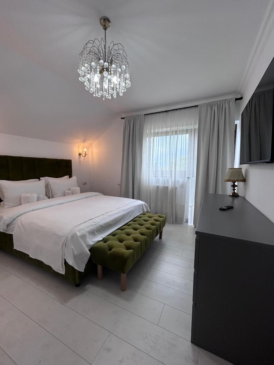 Crai Stone House Bed and Breakfast in Brașov County