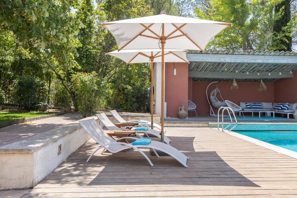 Patio, Garden view, Pool view, Swimming pool, sunbed