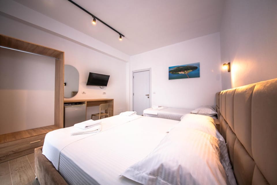 Hotel Perla Ksamil Bed and Breakfast in Ksamil