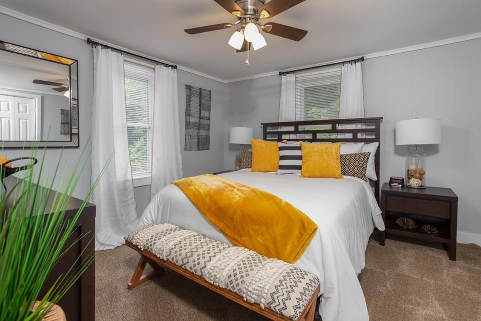 Bed, Bedroom