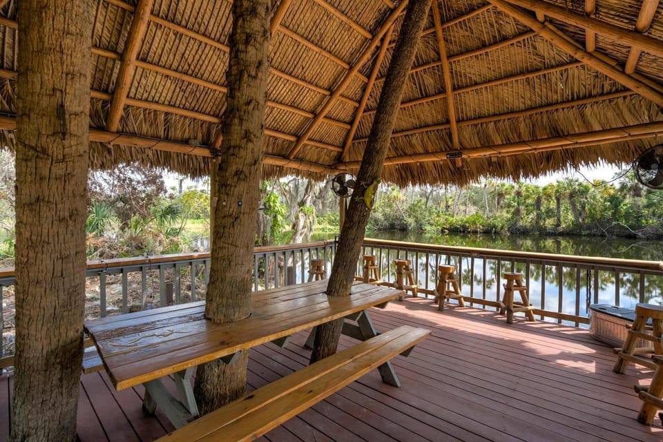 Riverside Oasis Home w Tiki Hut & Firepit House in Florida