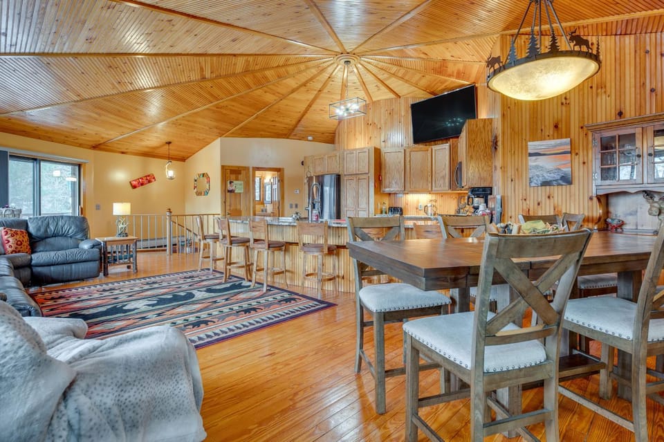 Dock & Beach Access: Scenic Lake Ossipee Cabin! Cabin in Freedom