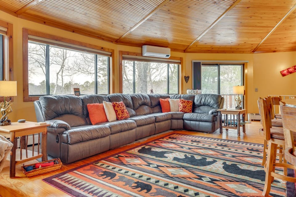 Dock & Beach Access: Scenic Lake Ossipee Cabin! Cabin in Freedom