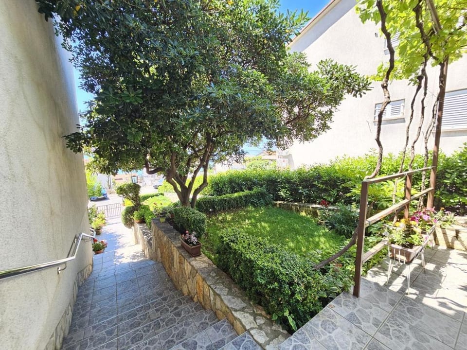 Property building, Garden