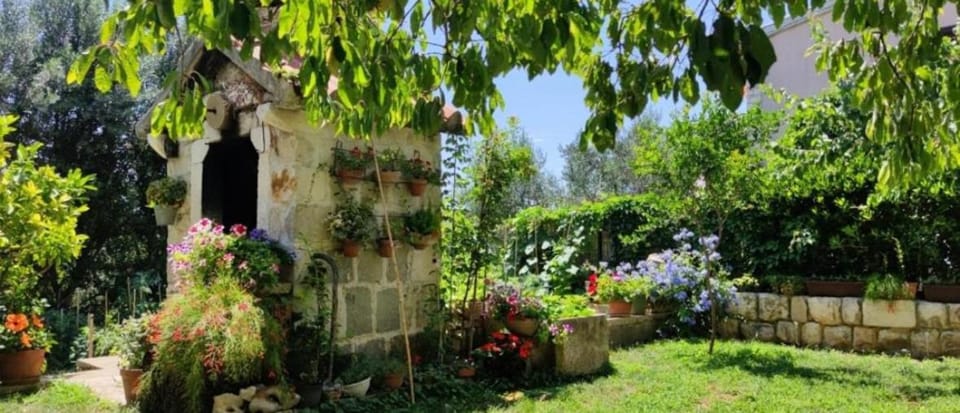 Room in a shared household Vacation rental in Šibenik-Knin County, Croatia