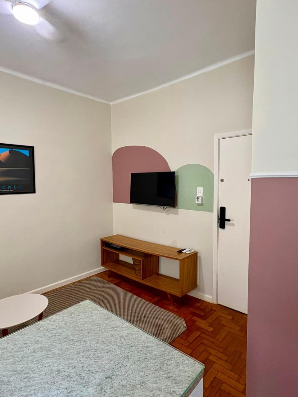Communal lounge/ TV room, TV and multimedia, Living room