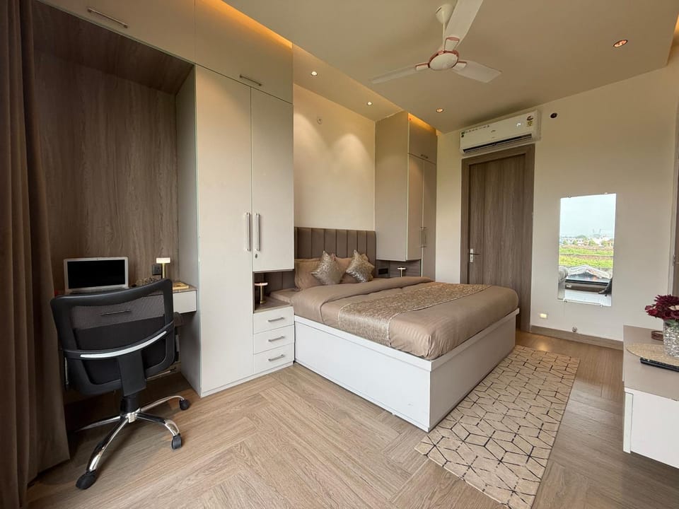 Bed, Bedroom, air conditioner