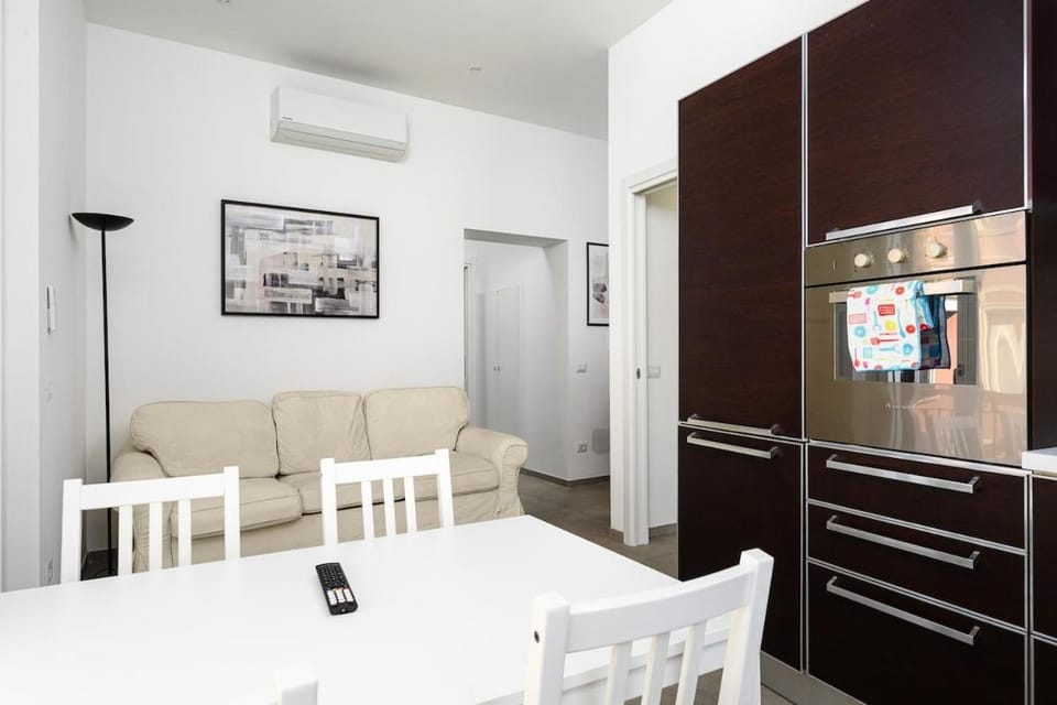 M1 Modern 2 bedroom flat near Metro 1 Apartment in Sesto San Giovanni
