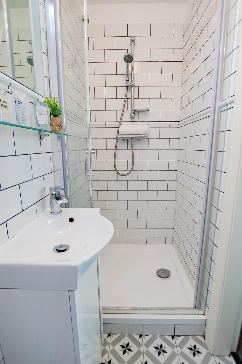 Seaside Getaway Suite - Sleeps 2 Apartment in Dublin