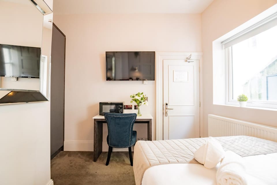 Seaside Getaway Suite - Sleeps 2 Apartment in Dublin